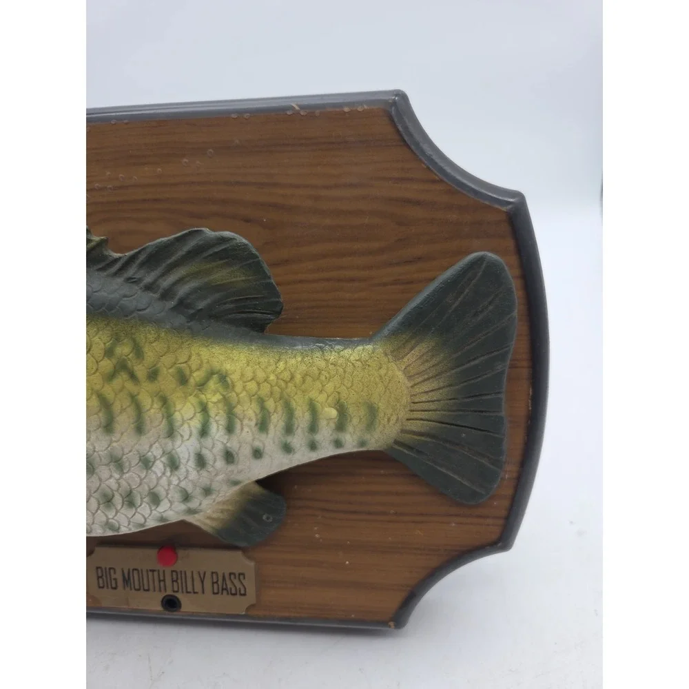 VTG  Big Mouth Billy Bass Gemmy 1999 - FOR PARTS - NON FUNCTIONAL SEE NOTES